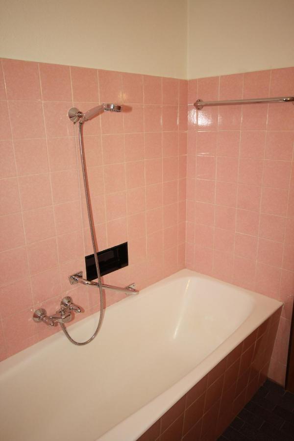 Haus Kristall Appartement Bach (Tyrol)