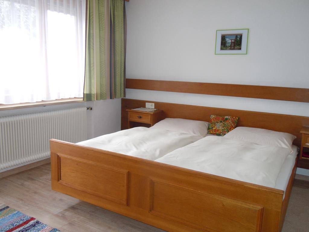 Haus Kristall Appartement Bach (Tyrol)